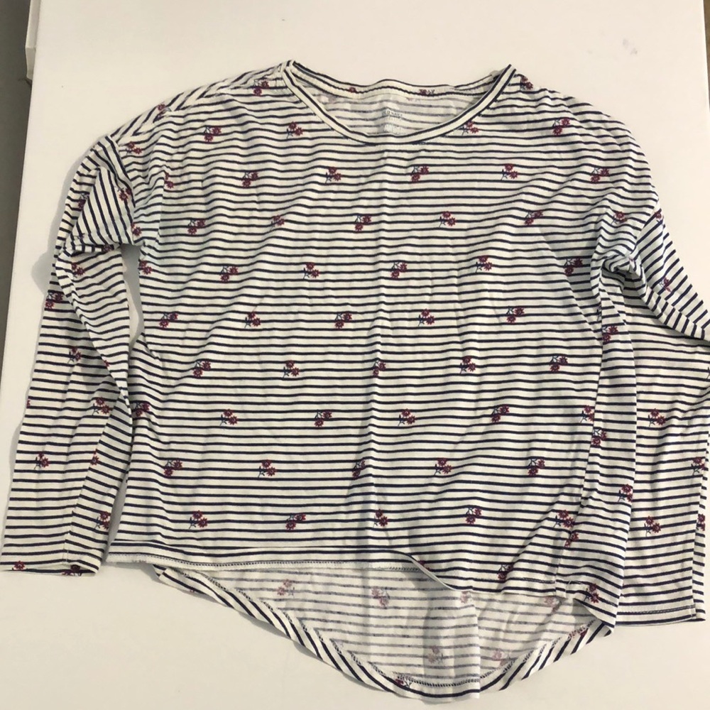 Old Navy long sleeve shirt